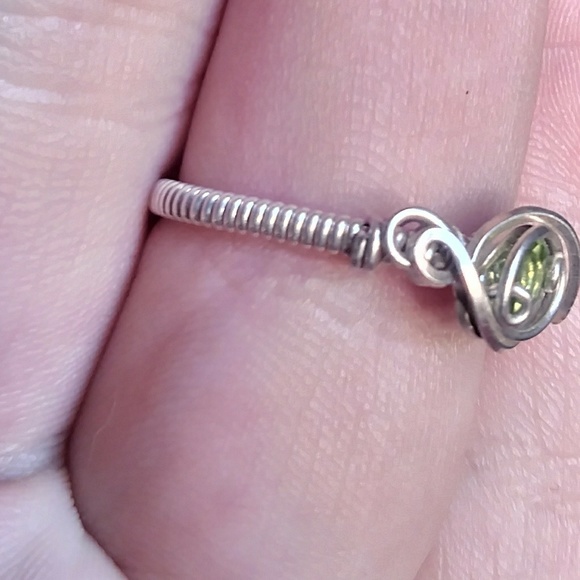 Peridot Ring - Picture 5 of 5